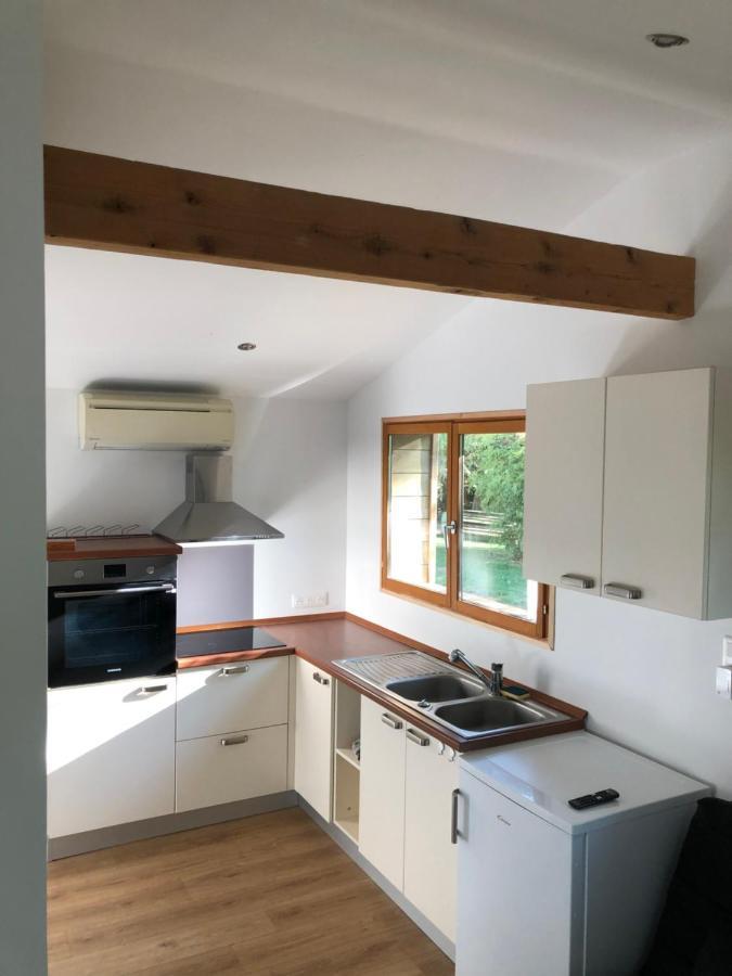 Pulligny Tiny House Detente Nature La Maison Du Pecheur מראה חיצוני תמונה